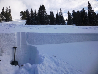 Crown of Avalanche near the Beehive Basin Trail